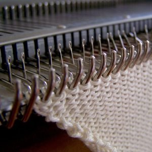 Knitting machine